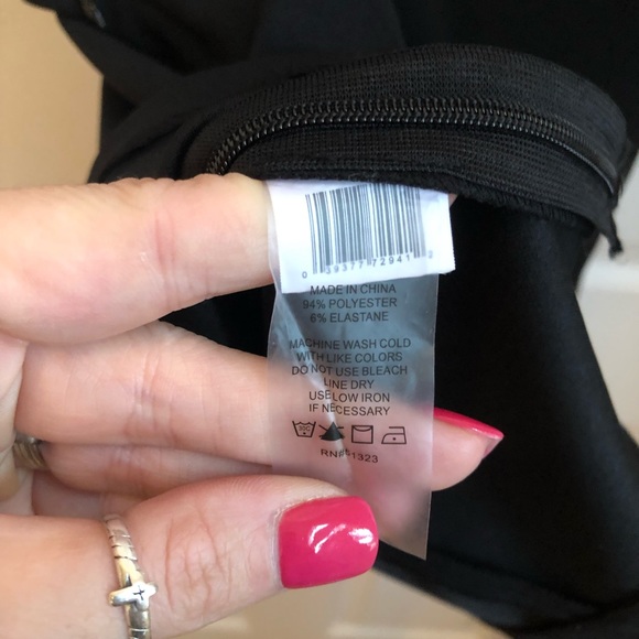 Vince Camuto short sleeve top-black-tie cold shoulder - Picture 5 of 5